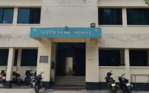 [পীরগাছায় পতিতাবৃত্তির মাধ্যমে জনবসতিপূর্ণ গ্রামের শৃংঙ্খলা নষ্টের অভিযোগ]